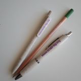 Тампонен печат на химикалки и моливи